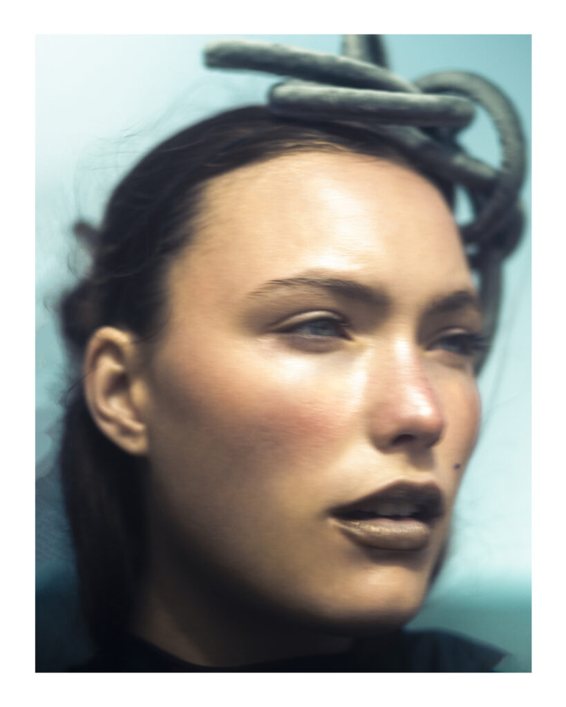 ___Editorial4x5-Kalt